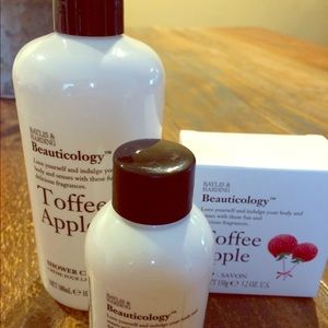 ❌RESERVED/SOLD❌BAYLIS & HARDING Toffee Apple Set